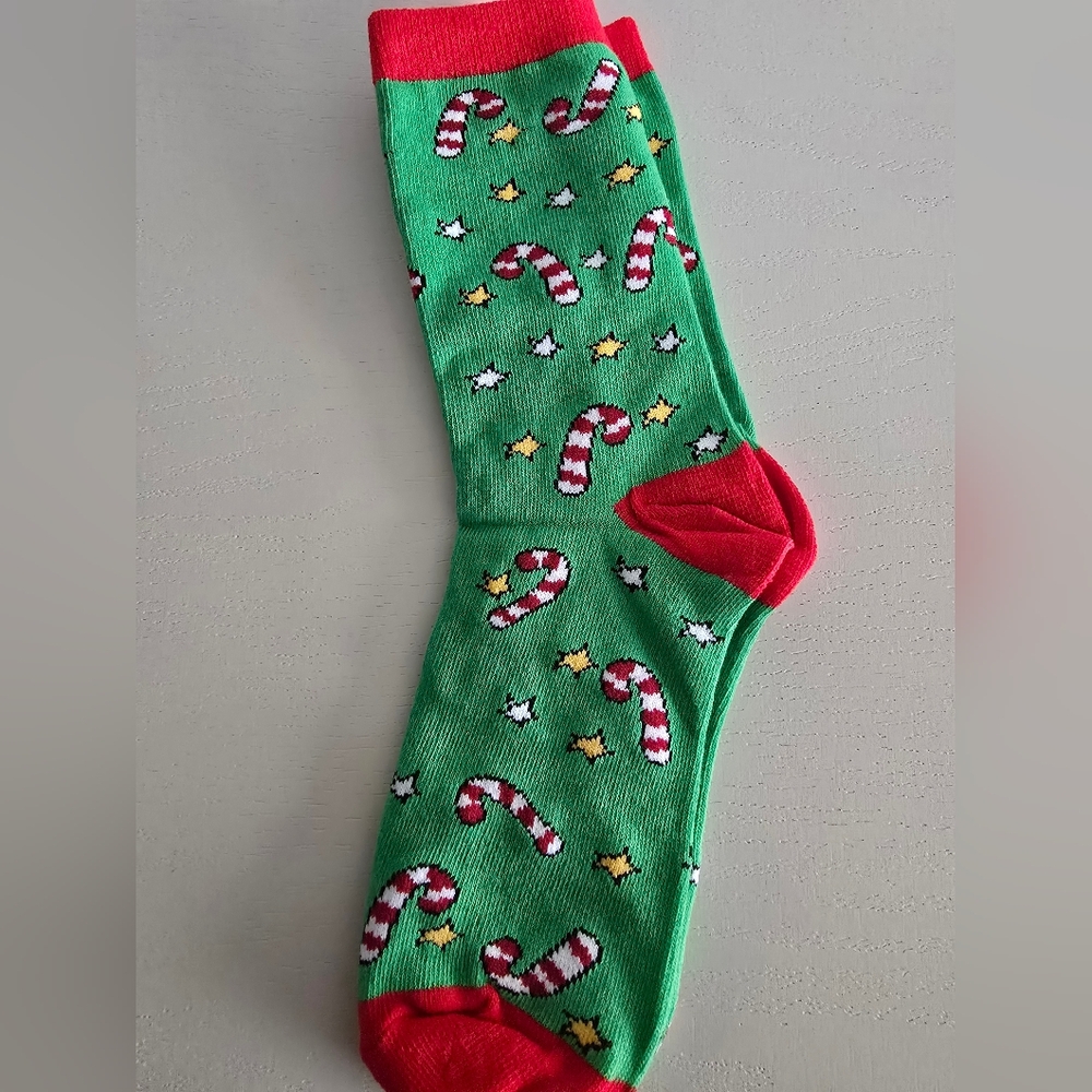 Festive Holiday Socks - Green and Black - Picture 3 of 5